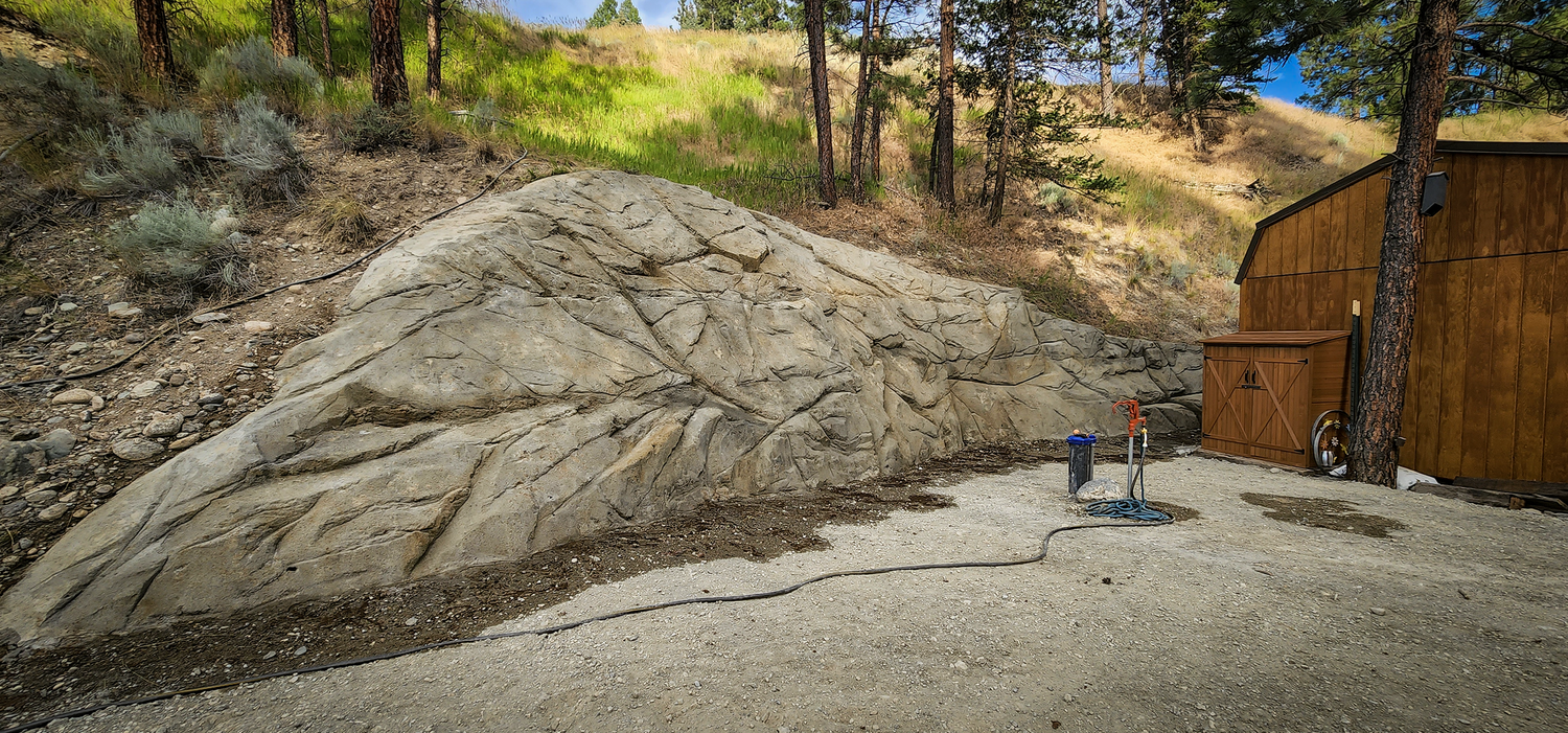 StoneCrete_eureka_retainingwall11.png